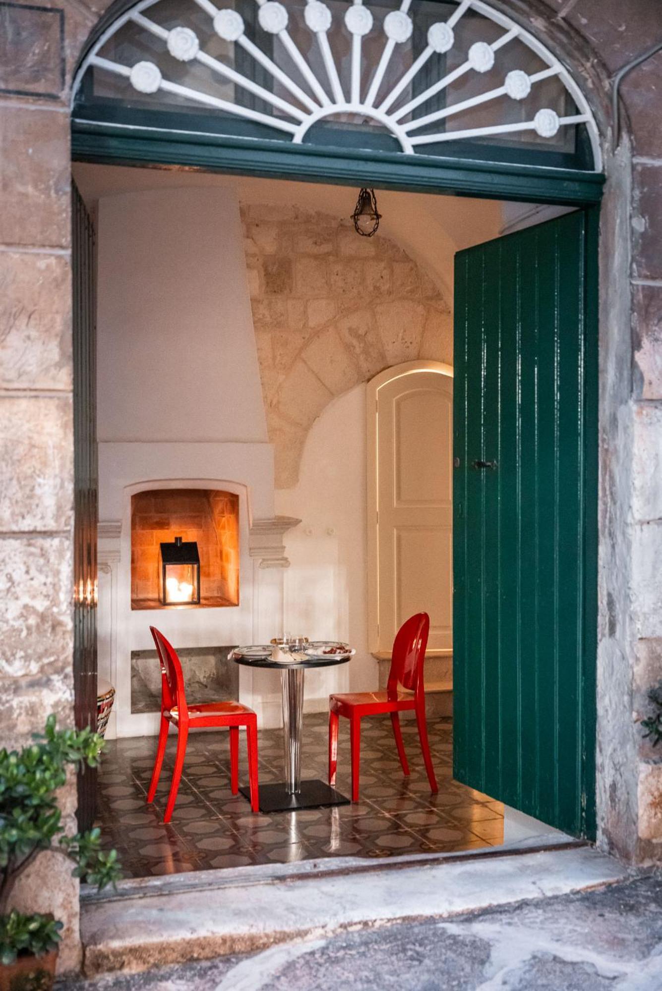 Il Sogno Delle Benedettine Hotel Ostuni Room photo